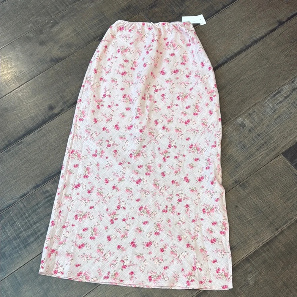 NWT Floral Pink Rose Maxi Skirt size M - Picture 8 of 16